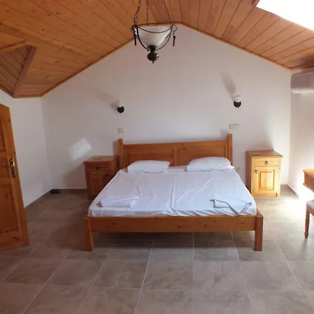 Nicholas Gate 4 Apartment *