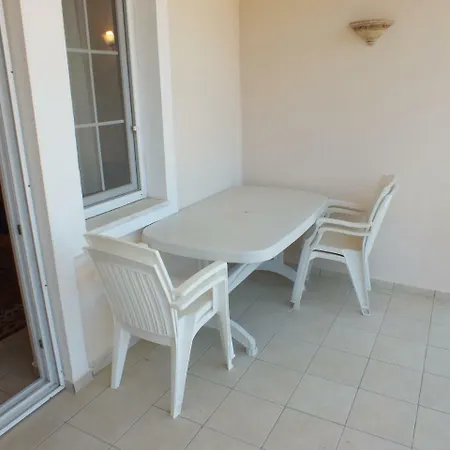Nicholas Gate 4 * Овачик