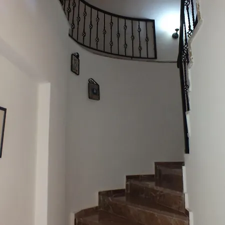 Апартаменты Nicholas Gate 4 *